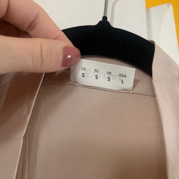 Lilysilk blouse with Scarf Tie - Picture 4 of 6